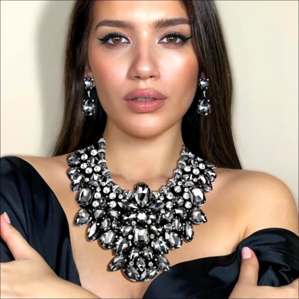 Crystal Rhinestone Statement Necklace Earrings Set Adjustable Costume Jewelry - Picture 2 of 6